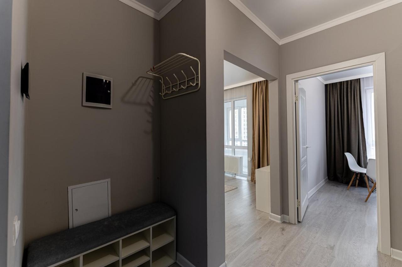 Apartamento Уютная 1 Комнатная Freedom Astaná Exterior foto